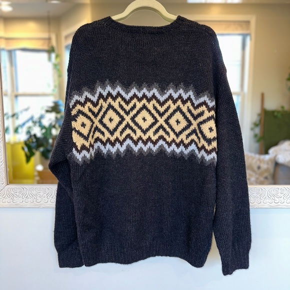 J. Crew 100% Wool Vintage Long Sleeve Sweater XL - Picture 2 of 6